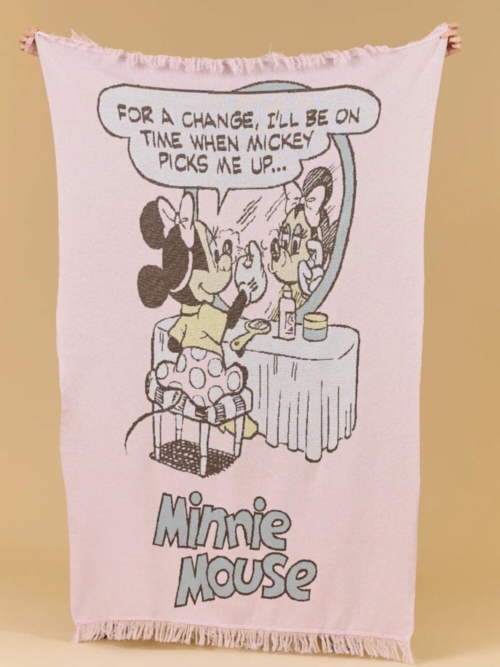 Cakeworthy Disney Minnie Mouse Comic Woven Knit Throw Blanket Pink NEW